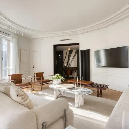 Elite Paris